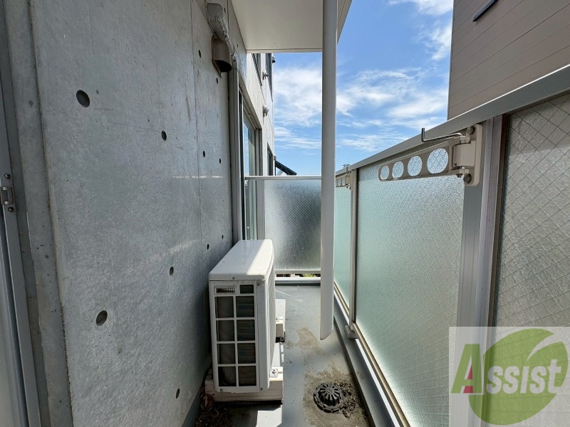 バルコニー　バルコニーが付いていますので一息ついてみてはいかがですか。