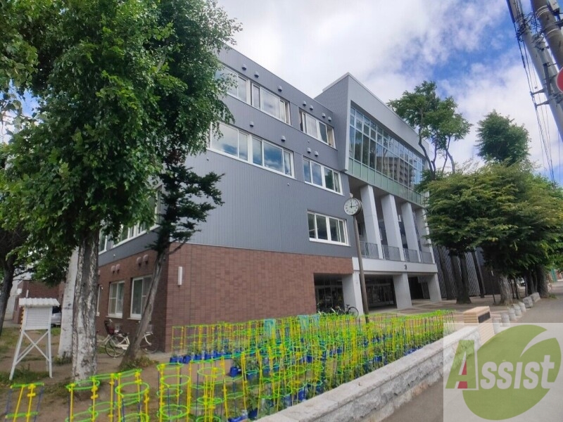 小学校　札幌市立桑園小学校（小学校）まで1068m