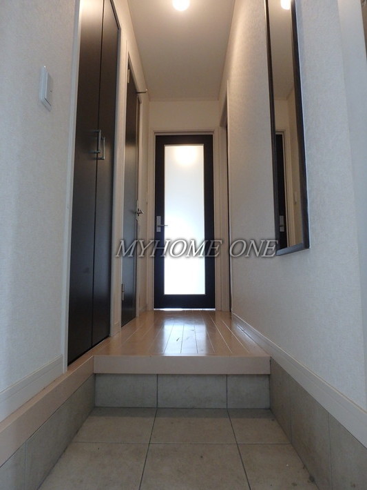 玄関　玄関ホール