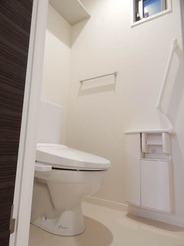 トイレ　Ｒｅｉｃｈ Ｗｅｒｄｅｎ（ライヒヴェルデン） ＊ A0101