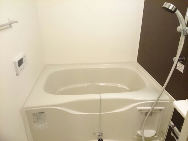 バス・シャワールーム　きれいなお風呂です