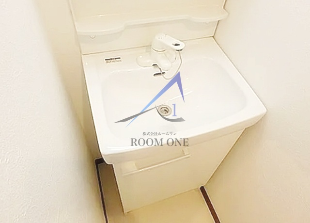 洗面設備　洗面台です。