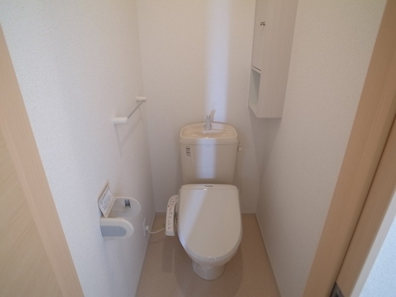 トイレ　図面と現状に相違がある場合には現状を優先