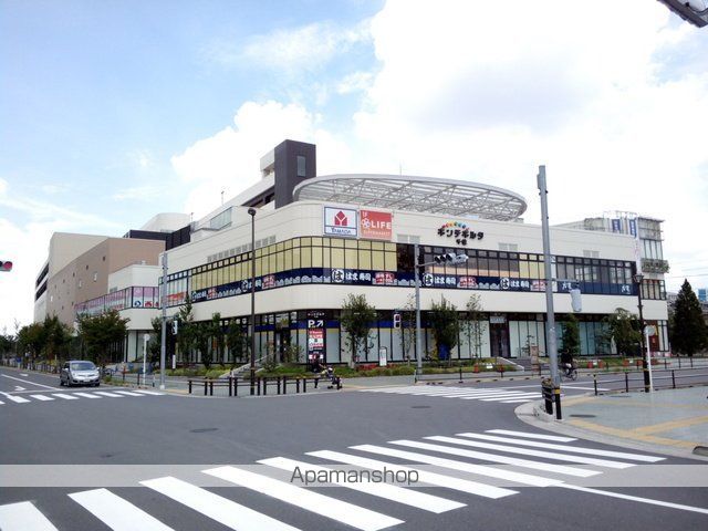 ショッピングセンター　ポンテポルタ千住（ショッピングセンター）まで826m