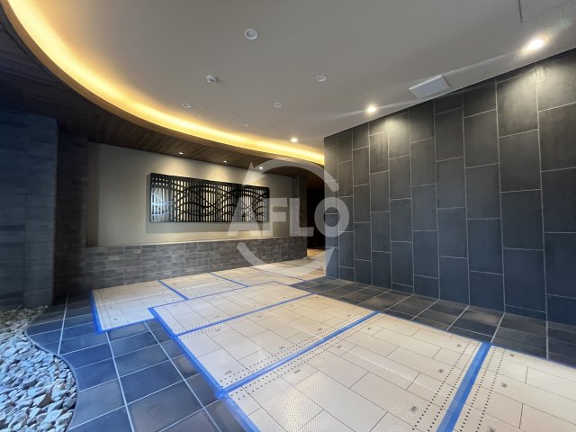 エントランス　ブランシエスタ南吹田パークサイド　エントランス