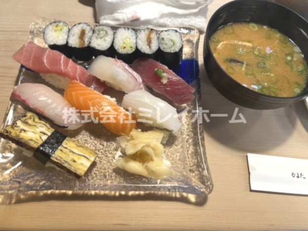 飲食店　蛇乃目鮨（飲食店）まで84m