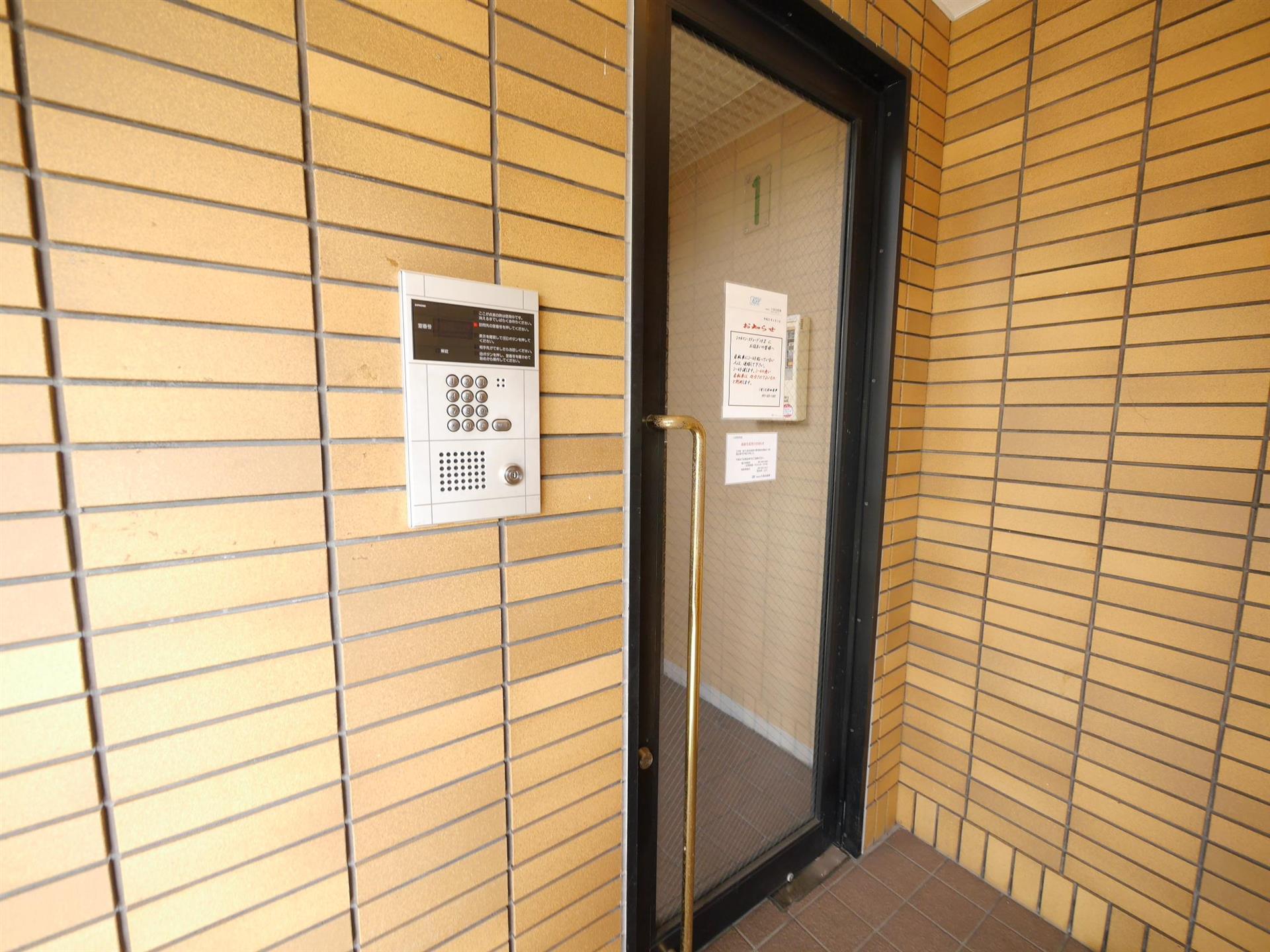 エントランス