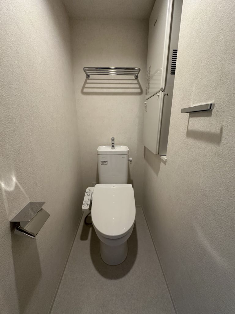 トイレ　ゆったりとした空間のトイレです