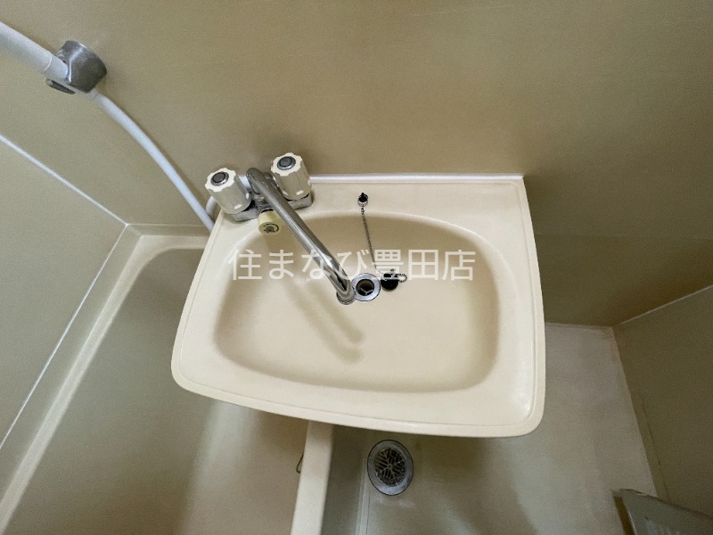 洗面設備　同型別部屋写真
