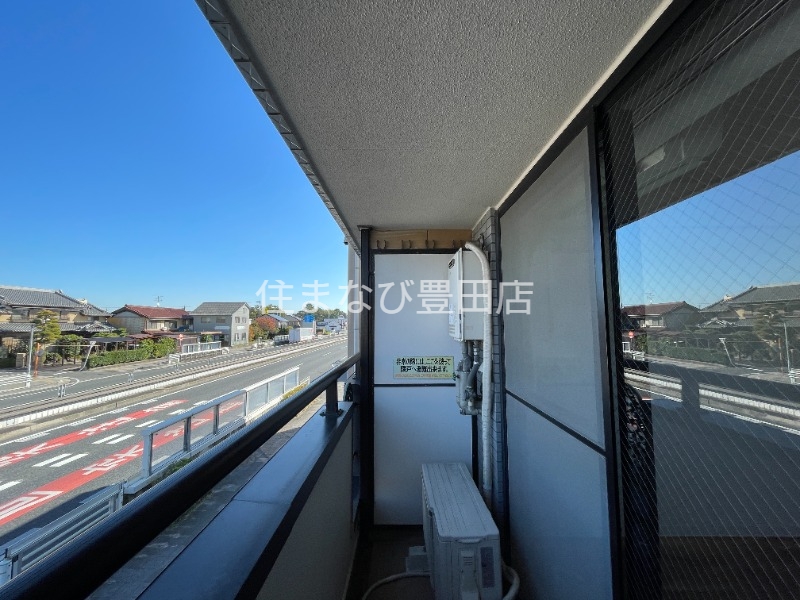 バルコニー　同型別部屋写真