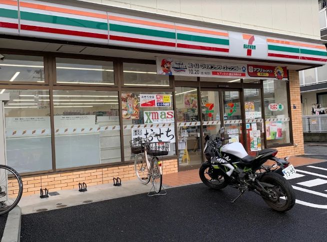 コンビニ　セブンイレブン北区岩淵北本通り店（コンビニ）まで529m