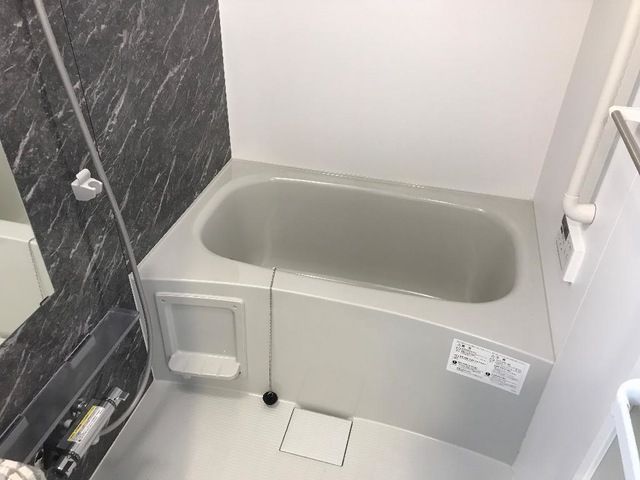 バス・シャワールーム　きれいなお風呂です