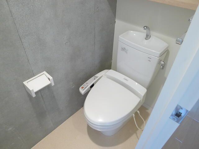 トイレ　別部屋参考写真