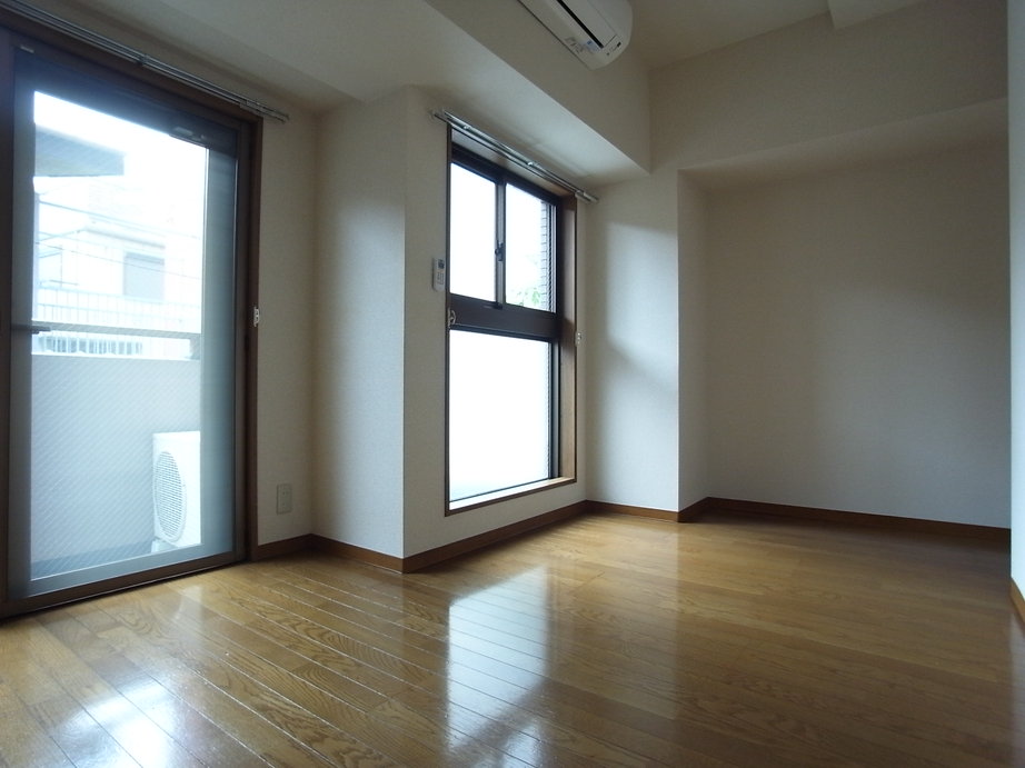 居室・リビング　フローリングでお掃除ラクラク♪（同一仕様写真）