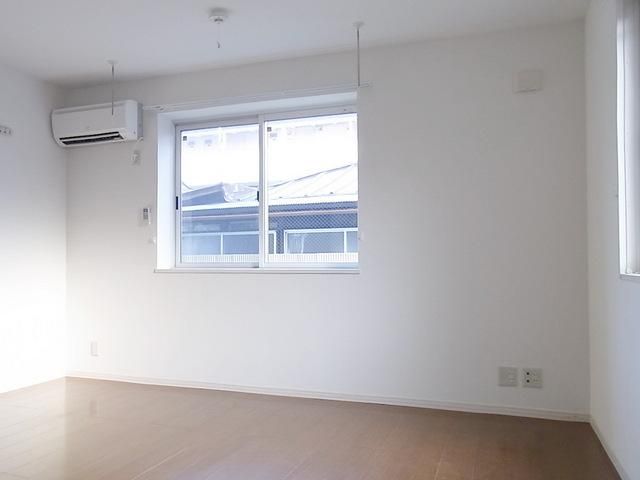 その他部屋・スペース　★洋室・エアコン・室内物干し完備★