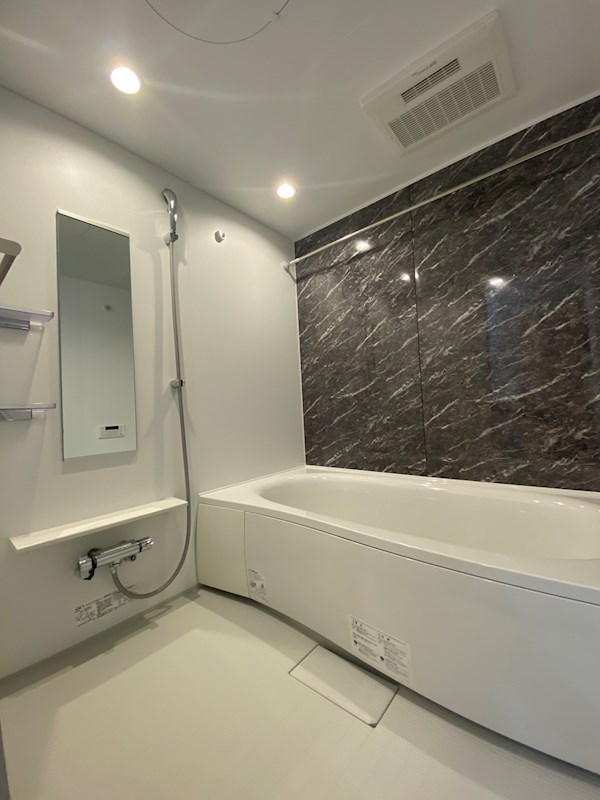 バス・シャワールーム　※別号室の写真です