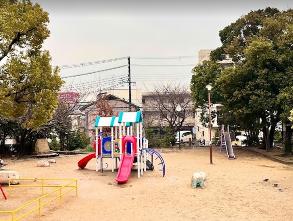 公園　岩屋公園（公園）まで358m