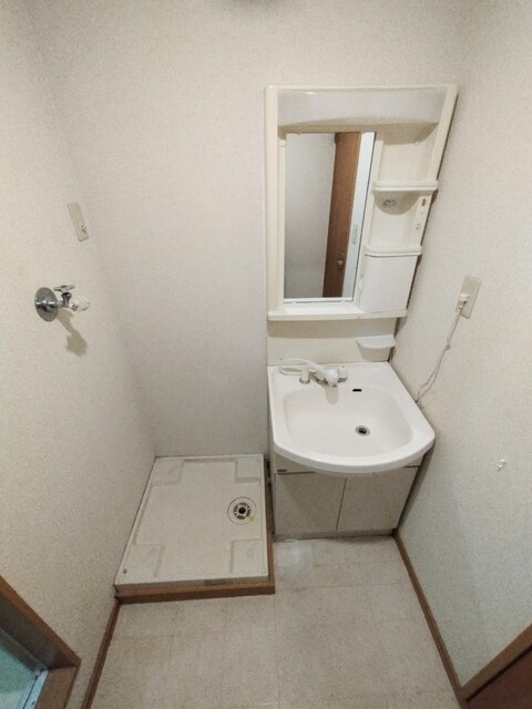 洗面設備　洗髪洗面化粧台※同タイプ参考写真