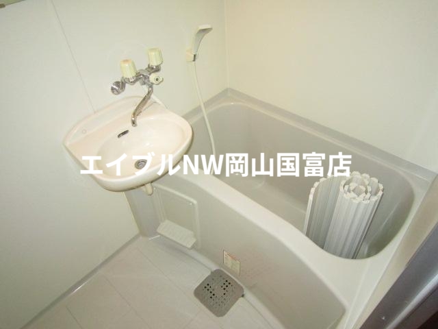 バス・シャワールーム　バス