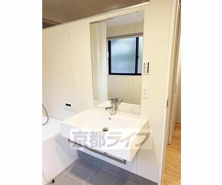 洗面設備　きれいな洗面所です！