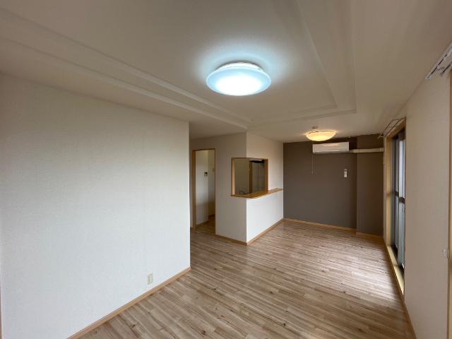 居室・リビング　リビング