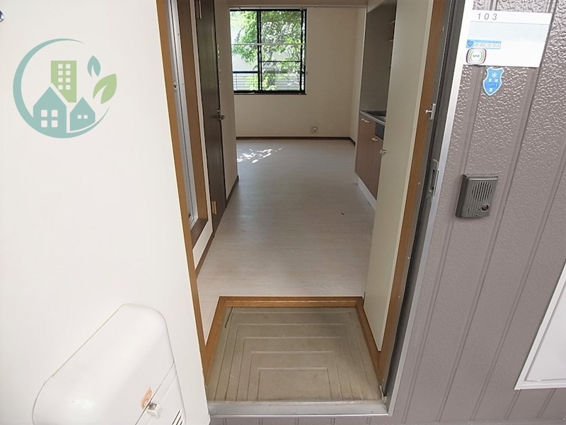 玄関　フローレンスヨウコ甲南(ネット無料)