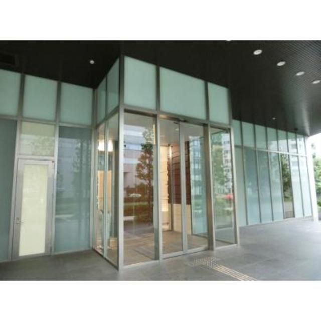 エントランス　建物の内部です