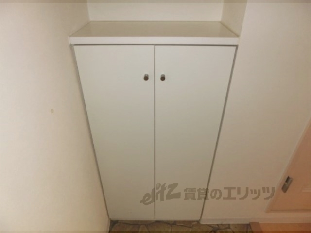 収納　下駄箱