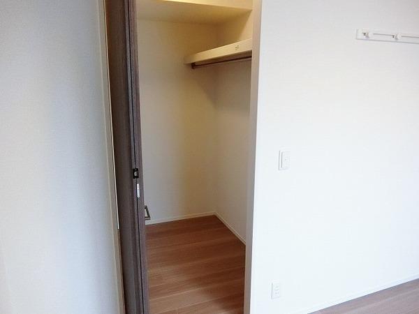 収納　ウォークインクローゼット！