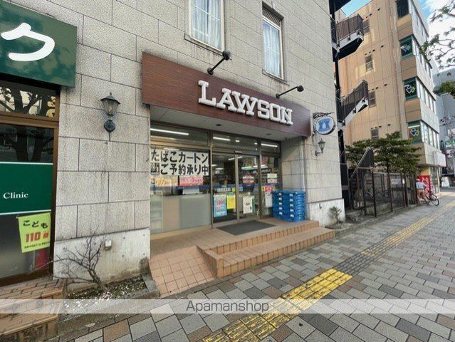 コンビニ　ローソン（コンビニ）まで637m