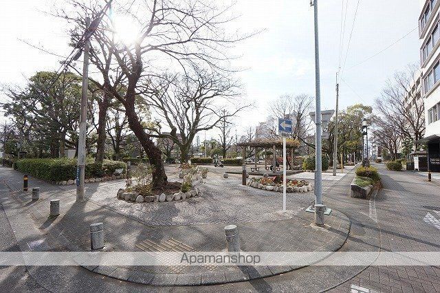 公園　鷹匠公園（公園）まで287m