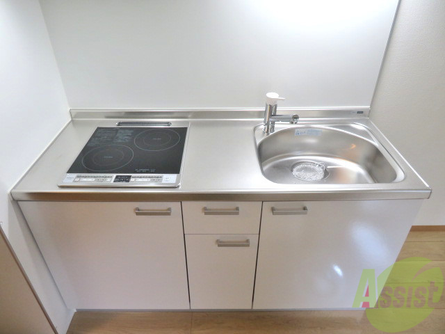 キッチン　ＩＨクッキングヒーターつきのキッチンで、お料理も楽しく。