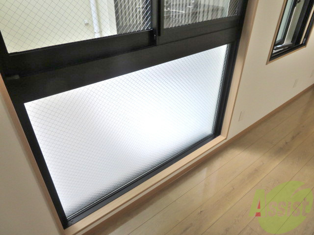 バルコニー　お天気のいい日はバルコニーでお洗濯物も干せますよ。