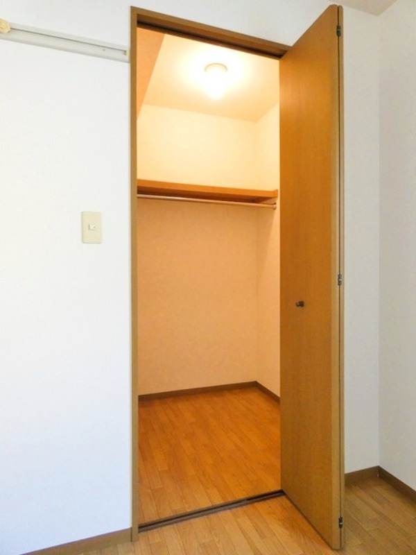 収納　図面と現状に相違がある場合には現状を優先