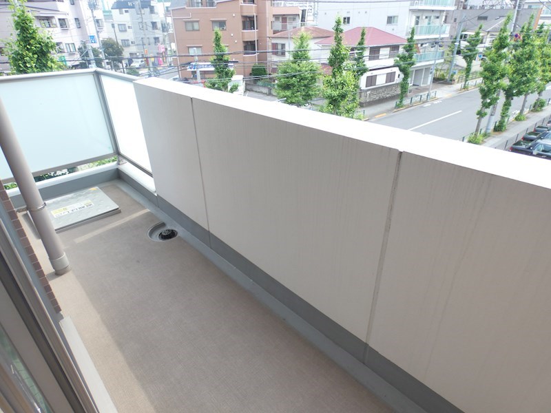 バルコニー　※以下他号室参考写真となります。