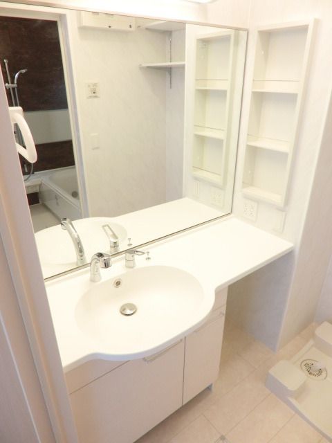 洗面設備　毎日使う洗面台は大事ですよね