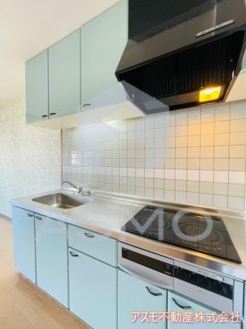 キッチン　※同物件　別間取り　参考写真