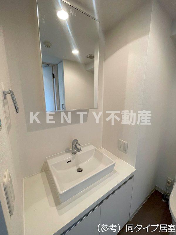 洗面設備　スペースが確保できる洗面所です