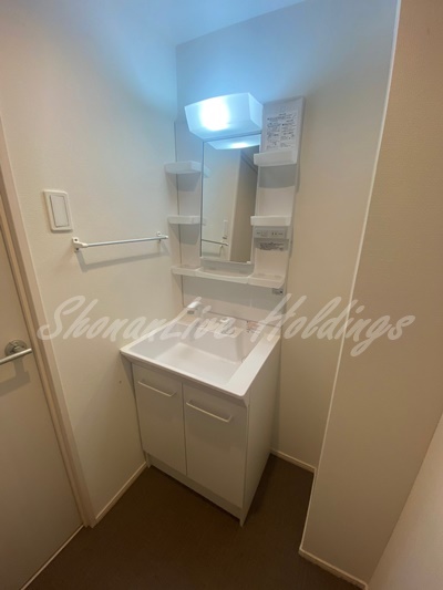 洗面設備　人気の独立洗面台♪