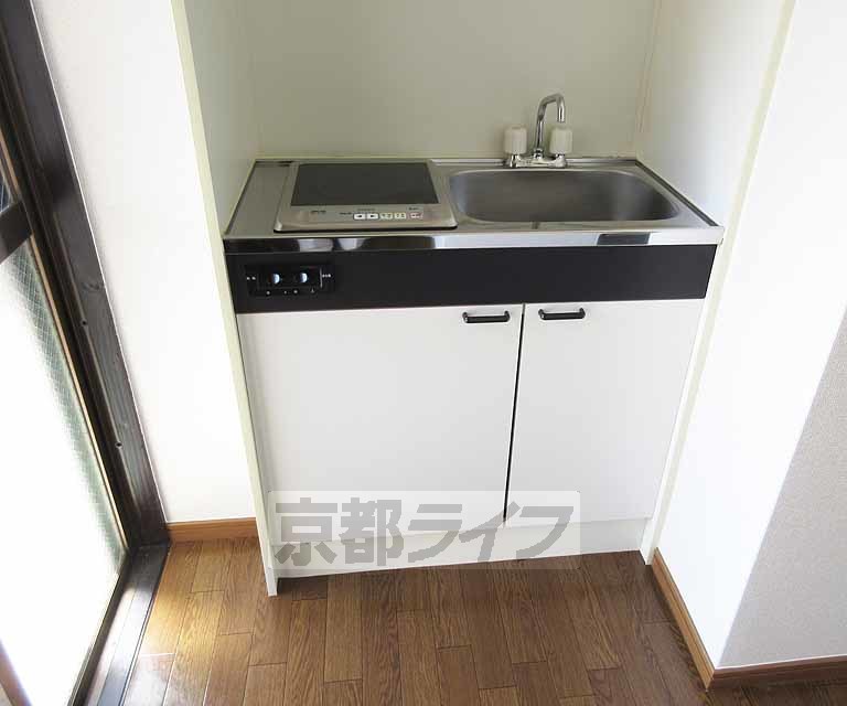 キッチン　大きなキッチンです