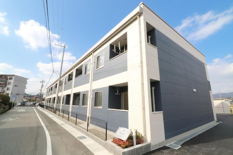 建物外観　ケツァール　建物外観