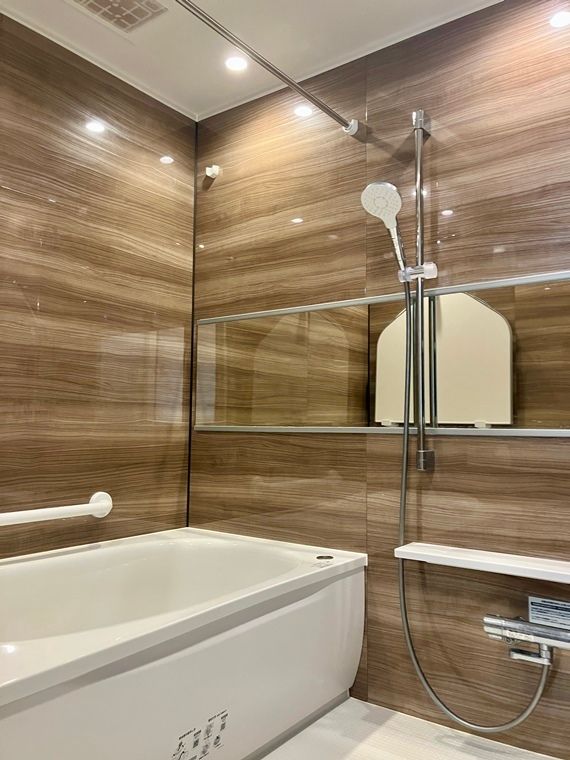 バス・シャワールーム