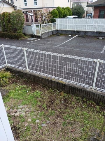 バルコニー　外からの目が気にならないバルコニーで洗濯物が干せます