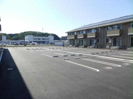 駐車場　駐車場