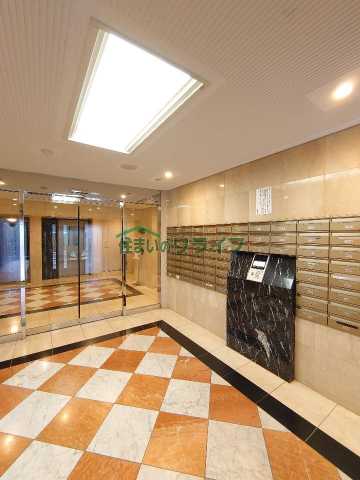 エントランス　リライフ下北沢店