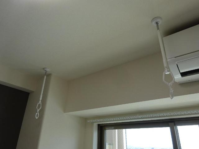 その他設備　室内物干し（イメージ）