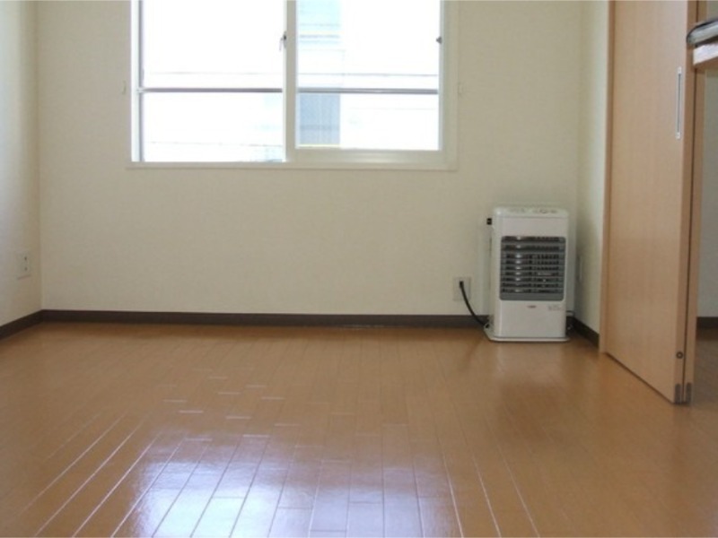 居室・リビング　退去予定につき反転タイプの画像です。