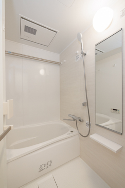 バス・シャワールーム　※写真は同タイプ住戸です。