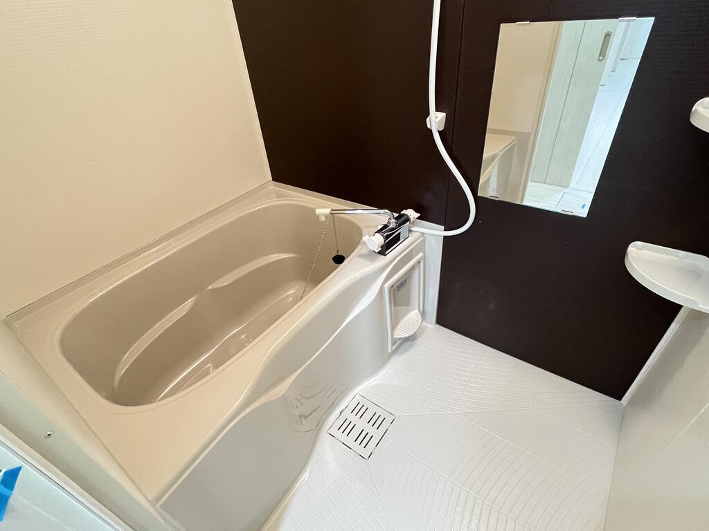 バス・シャワールーム　※同タイプ・同モデルのものを使用