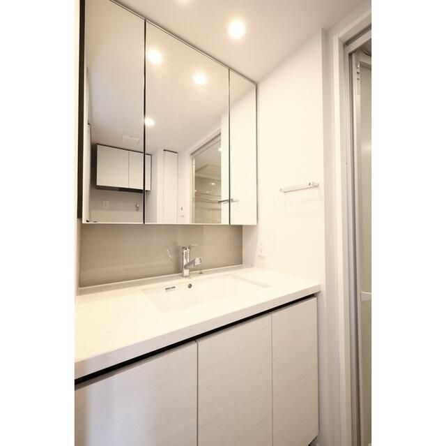 洗面設備　☆嬉しい独立洗面台☆